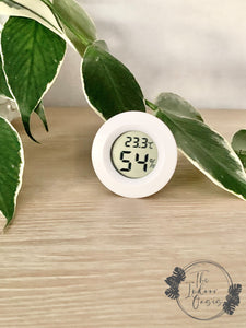 Mini Digital Hygrometer 2-in-1 Temperature and Humidity Meter Black / White