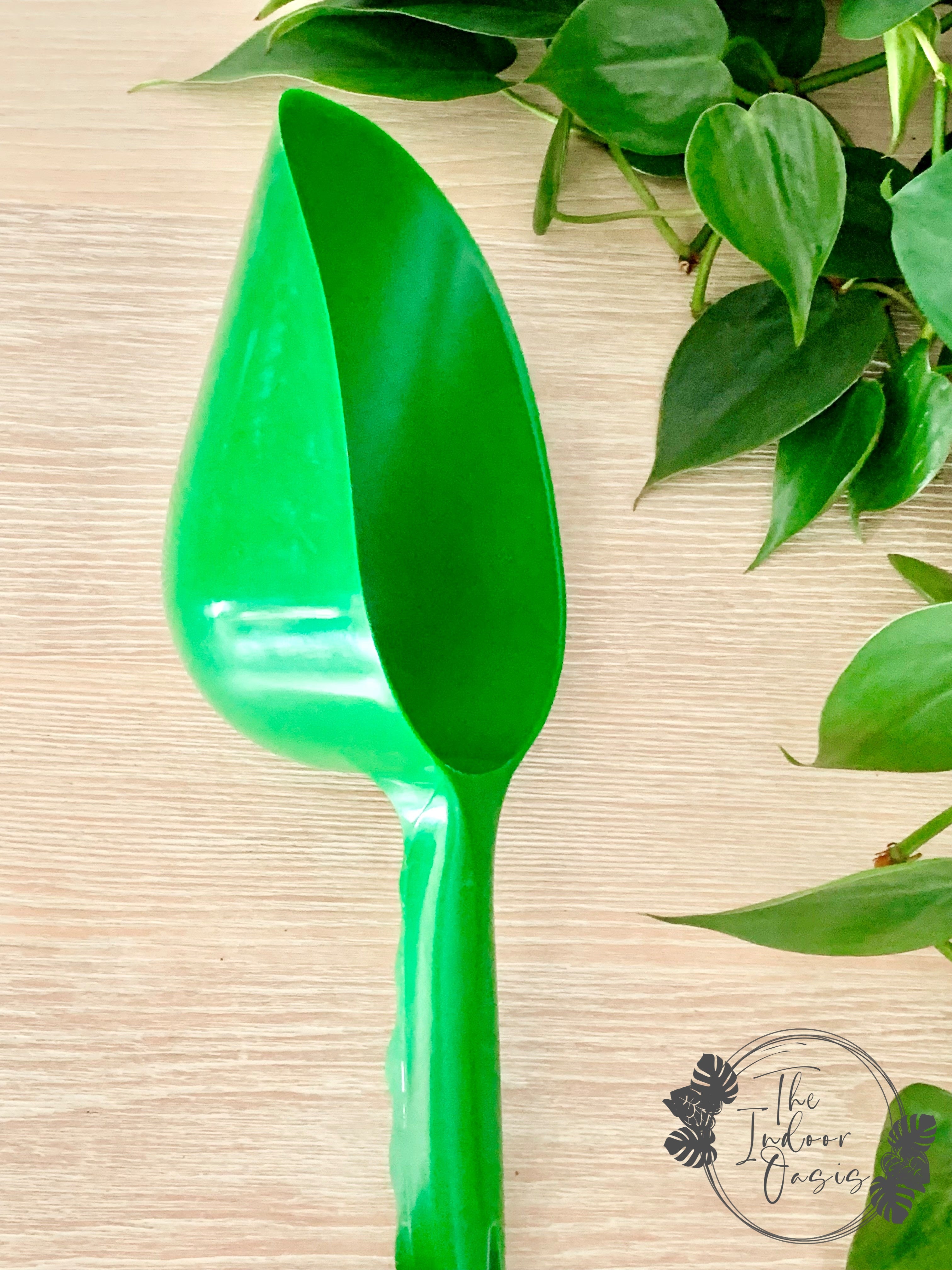 Potting Scoop Green Large